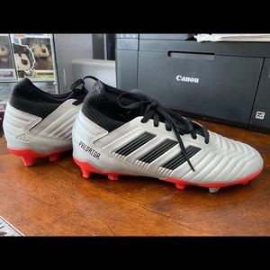 Adidas predator soccer shoes